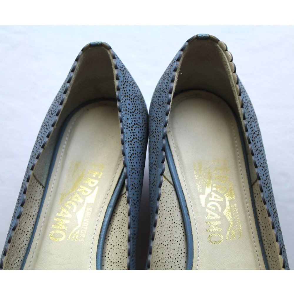 Salvatore Ferragamo Vara Bow Leather Pump Heel / Size 7.5B / Fleur Bleu Napa - Picture 6 of 14